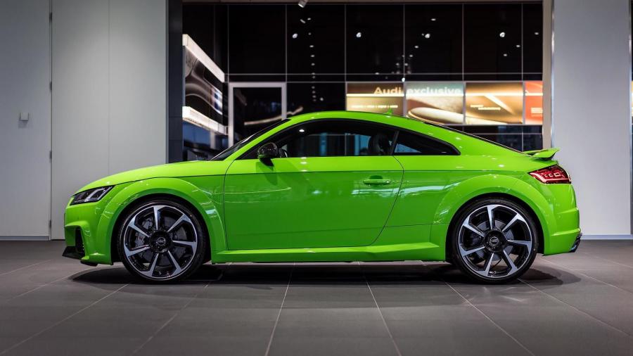  Audi TT RS Coupe 2016 года  (фото 9 из 15)